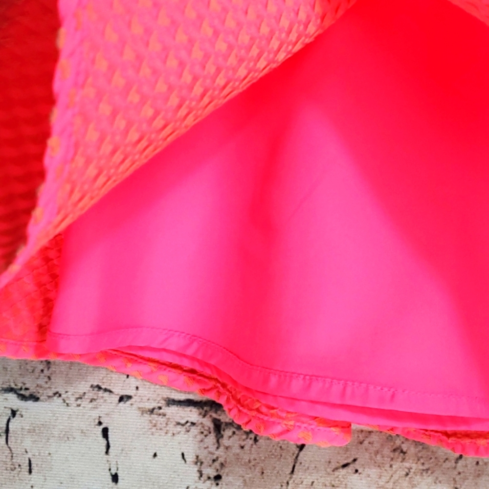 L'Amour by Nanette Lepore | Flirty Neon Pink Heart Print Structured Skater Skirt - Picture 5 of 8